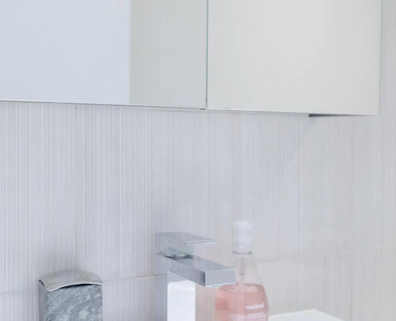 Chic High-End 1Bd Flat - Near Borough Market! لندن
